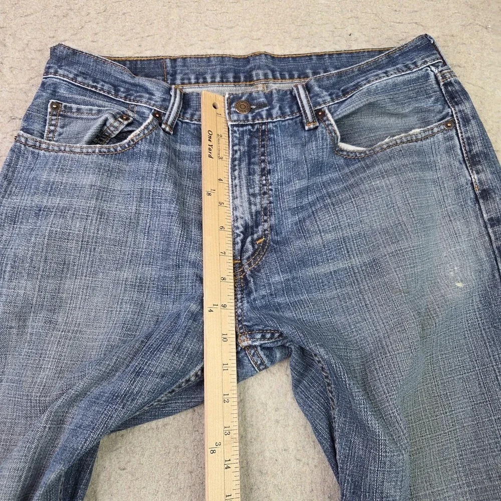 Levi's 559 Jeans Men's Size 34x32 Blue Fade Denim Straight Leg Fit‎ Distressed